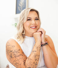 Book an Appointment with Jayla V for New Clients- Start Here