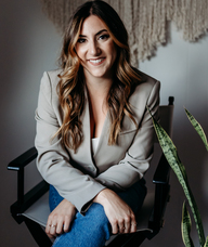 Book an Appointment with Ashley Amicarelli for Psychotherapy / Counselling