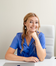 Book an Appointment with Mackenzie Pollitt for 15-Minute Consultation