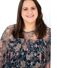 Book an Appointment with Daniela Estrella for Psychotherapy