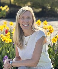 Book an Appointment with Nicole Byrom for 15-minute Introductory Dietitian Session