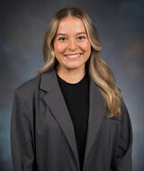 Book an Appointment with Jasmine Hollingdrake at Axxélération Physio+ Vaudreuil-Dorion