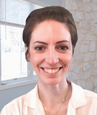 Book an Appointment with Dana Holkestad for Free Consultation