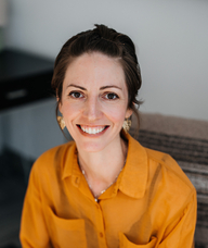 Book an Appointment with Dana Holkestad for Free Consultation