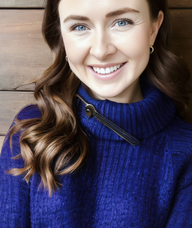 Book an Appointment with Stephanie deVries for Specialized Treatment