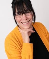 Book an Appointment with Richelle Dolan for Specialized Treatment