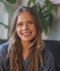 Book an Appointment with Carly Nicoloff for Specialized Treatment