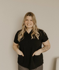 Book an Appointment with Lindsey Nicholson for Massage Therapy