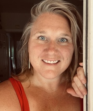 Book an Appointment with Rhianah Broomfield for Therapeutic Massage