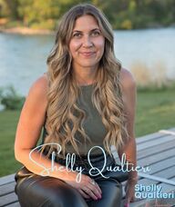 Book an Appointment with Shelly Qualtieri for Counselling
