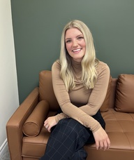 Book an Appointment with Lindsay Vandenbussche for Social Worker, MSW RSW