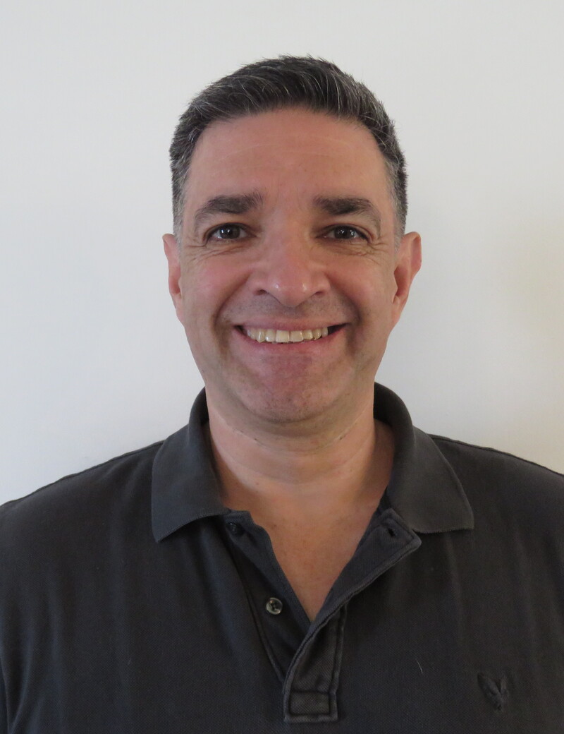 Dr. Ivan Penuela-Chacon