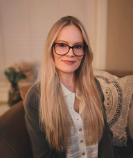 Book an Appointment with Melissa Velea for Counselling